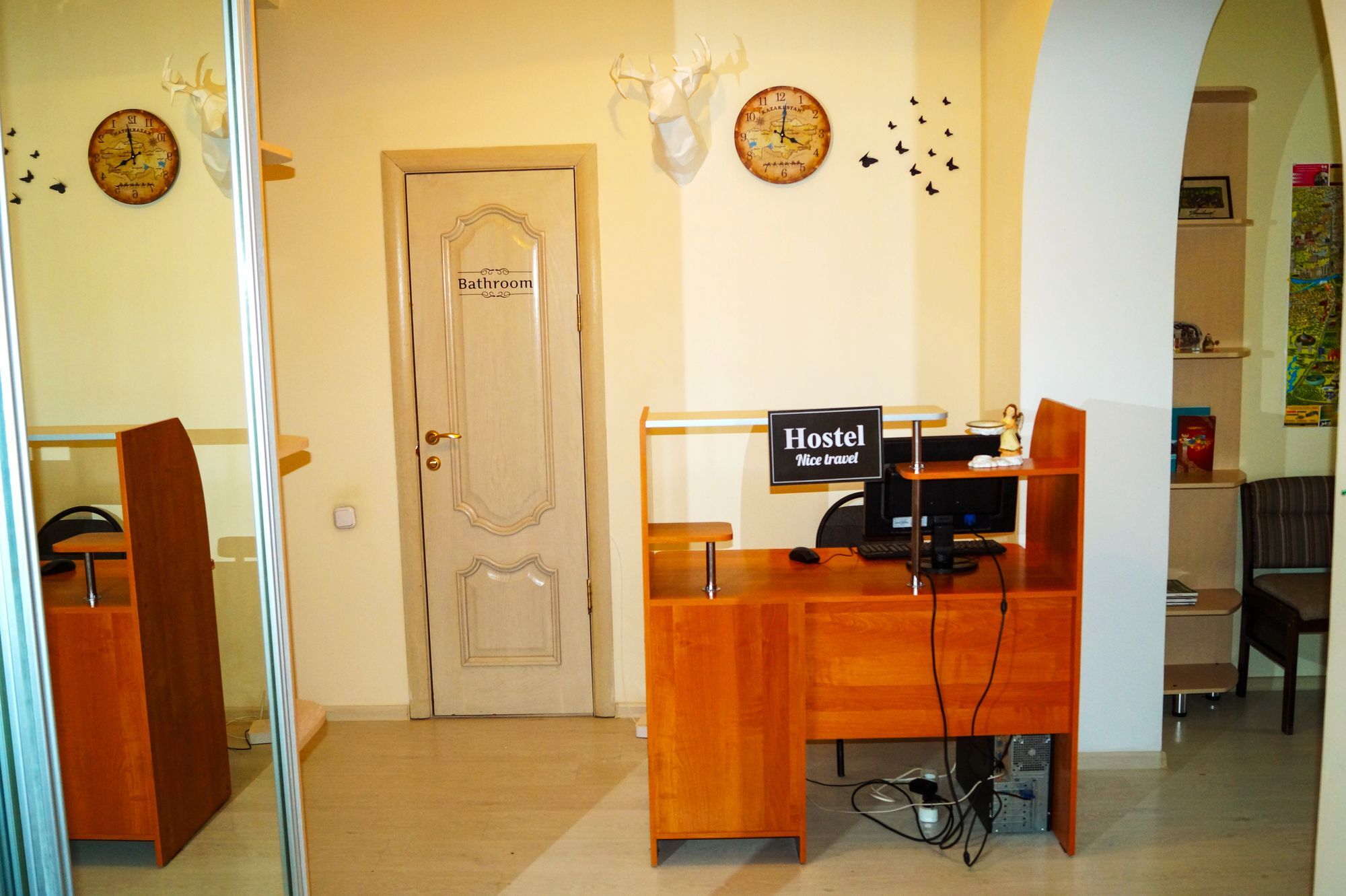 Hostel Nice Travel 아스타나 외부 사진